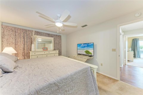 Condo in Bradenton, Florida, 2 bedrooms  № 2330275 - photo 20
