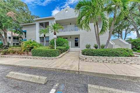 Condo in Bradenton, Florida, 2 bedrooms  № 2330275 - photo 3