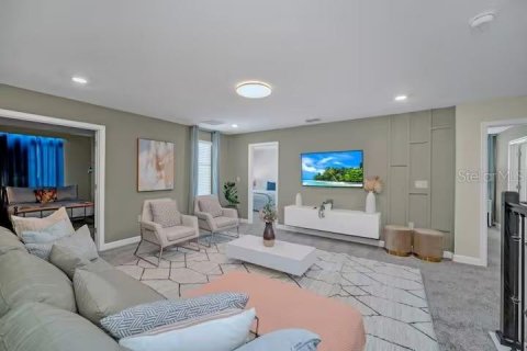 Villa ou maison à vendre à Kissimmee, Floride: 9 chambres, 398.46 m2 № 2091622 - photo 11