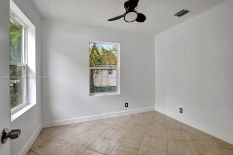 House in Dania Beach, Florida 2 bedrooms, 97.08 sq.m. № 1859987 - photo 28
