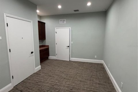 Immobilier commercial à louer à Palm Coast, Floride: 10.68 m2 № 2148677 - photo 3