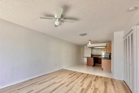 Copropriété à louer à Punta Gorda, Floride: 2 chambres, 83.43 m2 № 2102080 - photo 14