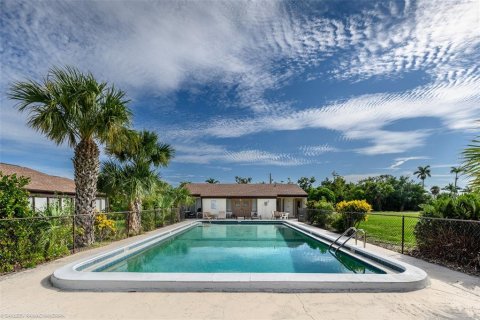 Copropriété à louer à Punta Gorda, Floride: 2 chambres, 83.43 m2 № 2102080 - photo 2