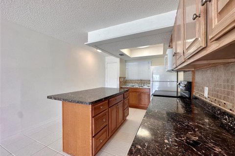 Copropriété à louer à Punta Gorda, Floride: 2 chambres, 83.43 m2 № 2102080 - photo 6