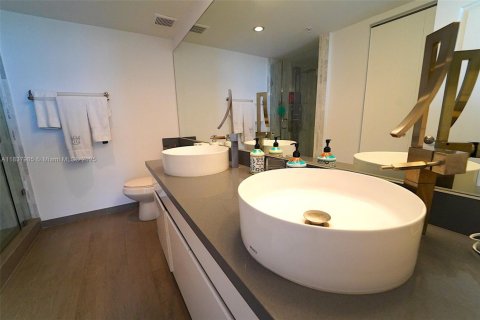 Copropriété à louer à Miami Beach, Floride: 2 chambres, 98.48 m2 № 1823608 - photo 6