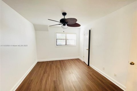 Copropriété à vendre à Sunrise, Floride: 2 chambres, 83.61 m2 № 1965927 - photo 10