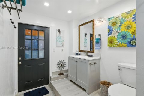 Immobilier commercial à vendre à Everglades, Floride: 222.41 m2 № 2075337 - photo 24