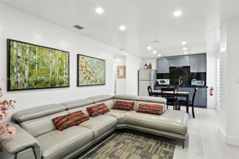Immobilier commercial à vendre à Everglades, Floride: 222.41 m2 № 2075337 - photo 19