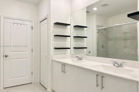 Adosado en venta en Dania Beach, Florida, 3 dormitorios, 161.46 m2 № 2087306 - foto 23