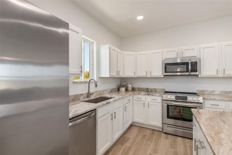 Casa en venta en Punta Gorda, Florida, 2 dormitorios, 124.86 m2 № 2304529 - foto 7