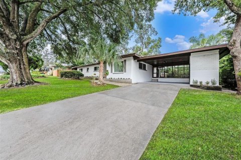 Villa ou maison à vendre à Temple Terrace, Floride: 3 chambres, 162.39 m2 № 1913797 - photo 2