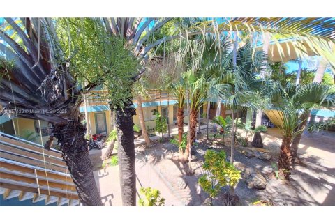 Copropriété à louer à Miami Beach, Floride: 41.81 m2 № 1881703 - photo 19