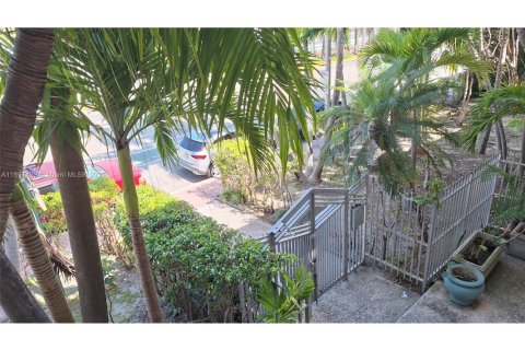 Copropriété à louer à Miami Beach, Floride: 41.81 m2 № 1881703 - photo 17