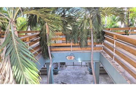 Copropriété à louer à Miami Beach, Floride: 41.81 m2 № 1881703 - photo 7
