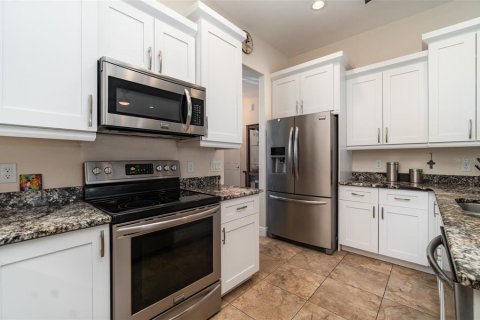 Casa en venta en Cape Coral, Florida, 3 dormitorios, 165.09 m2 № 2232196 - foto 9
