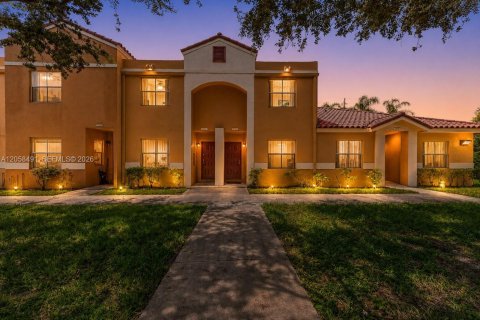 Copropriété à louer à Sunrise, Floride: 2 chambres, 83.43 m2 № 2168149 - photo 25