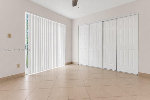 Copropriété à louer à Sunrise, Floride: 2 chambres, 83.43 m2 № 2168149 - photo 16