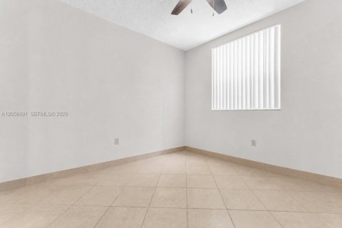 Copropriété à louer à Sunrise, Floride: 2 chambres, 83.43 m2 № 2168149 - photo 15