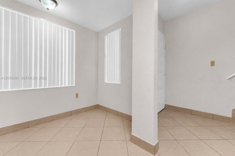 Copropriété à louer à Sunrise, Floride: 2 chambres, 83.43 m2 № 2168149 - photo 14