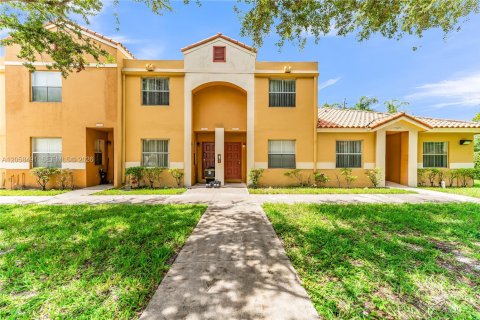 Condo à Sunrise, Floride, 2 chambres  № 2168149