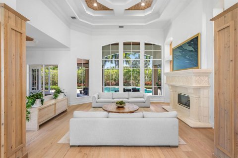 House in Boca Raton, Florida 5 bedrooms, 470.46 sq.m. № 2190774 - photo 8