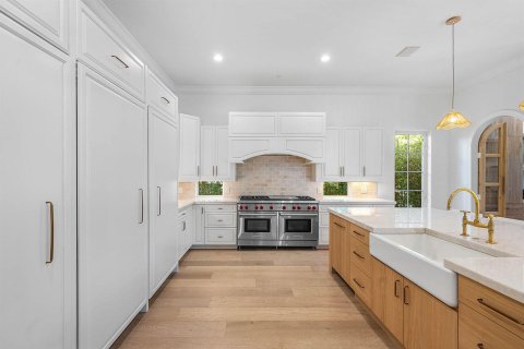 House in Boca Raton, Florida 5 bedrooms, 470.46 sq.m. № 2190774 - photo 19