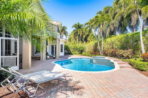 House in Boca Raton, Florida 5 bedrooms, 470.46 sq.m. № 2190774 - photo 29