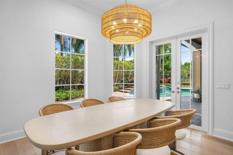 House in Boca Raton, Florida 5 bedrooms, 470.46 sq.m. № 2190774 - photo 23