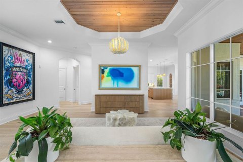 House in Boca Raton, Florida 5 bedrooms, 470.46 sq.m. № 2190774 - photo 12