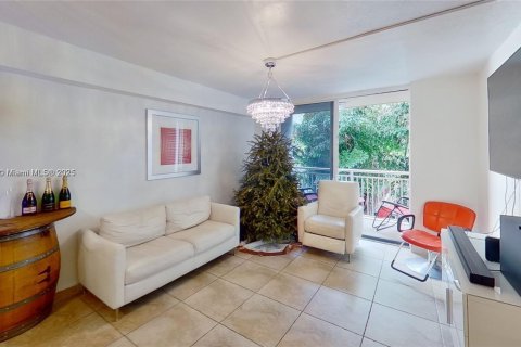 Condominio en alquiler en Miami Beach, Florida, 1 dormitorio, 69.86 m2 № 1922554 - foto 5