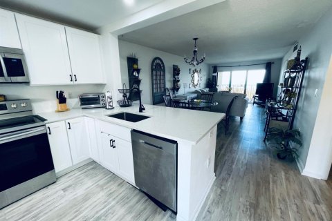 Copropriété à vendre à Jensen Beach, Floride: 2 chambres, 97.83 m2 № 2251240 - photo 16