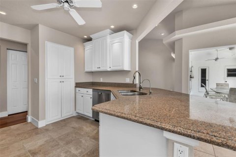 Villa ou maison à vendre à Punta Gorda, Floride: 3 chambres, 171.31 m2 № 2151399 - photo 14
