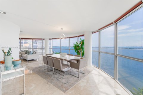 Condo in Miami, Florida, 3 bedrooms  № 1980735 - photo 7