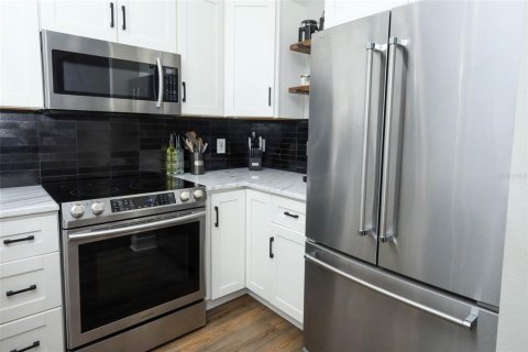 Copropriété à vendre à Orlando, Floride: 3 chambres, 123.56 m2 № 2199253 - photo 8