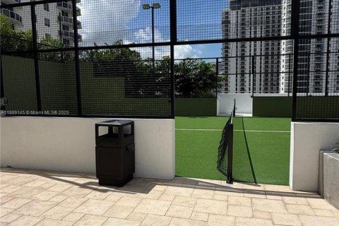 Снять в аренду кондоминиум в Майами, Флорида 2 спальни, 143.53м2, № 2021703 - фото 15