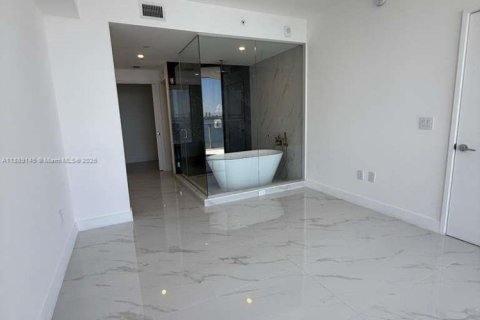 Снять в аренду кондоминиум в Майами, Флорида 2 спальни, 143.53м2, № 2021703 - фото 7