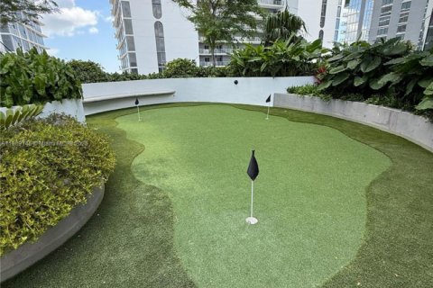 Снять в аренду кондоминиум в Майами, Флорида 2 спальни, 143.53м2, № 2021703 - фото 23