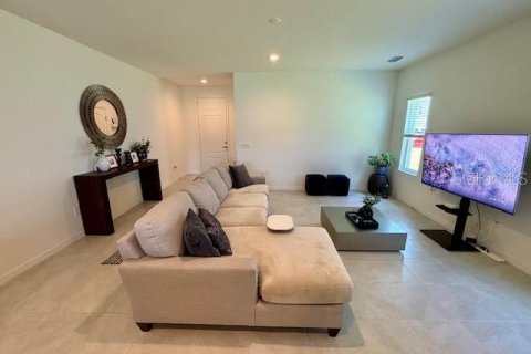 Touwnhouse à louer à Parrish, Floride: 3 chambres, 166.3 m2 № 1740575 - photo 3