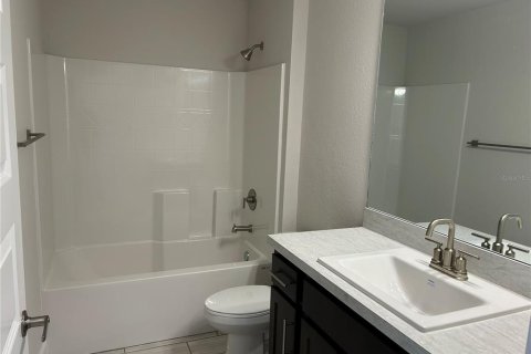 House in North Port, Florida 3 bedrooms, 183.02 sq.m. № 1114717 - photo 17