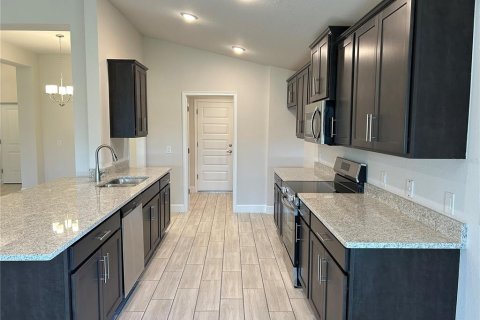 Villa ou maison à vendre à North Port, Floride: 3 chambres, 183.02 m2 № 1114717 - photo 6
