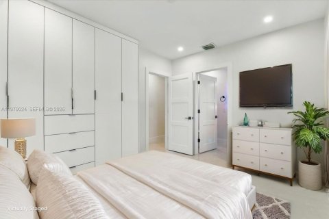 Villa ou maison à louer à Palmetto Bay, Floride: 4 chambres, 155.89 m2 № 2046004 - photo 9