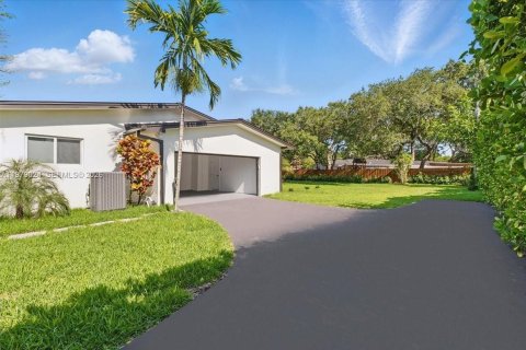 Villa ou maison à louer à Palmetto Bay, Floride: 4 chambres, 155.89 m2 № 2046004 - photo 20