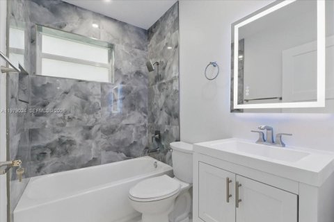 Villa ou maison à louer à Palmetto Bay, Floride: 4 chambres, 155.89 m2 № 2046004 - photo 18