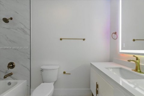 Villa ou maison à louer à Palmetto Bay, Floride: 4 chambres, 155.89 m2 № 2046004 - photo 17