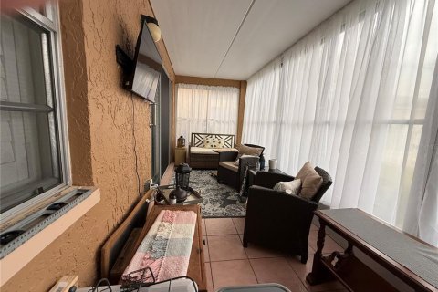 Copropriété à vendre à Tampa, Floride: 2 chambres, 88.26 m2 № 1902120 - photo 17