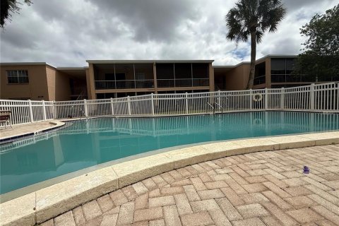 Copropriété à vendre à Tampa, Floride: 2 chambres, 88.26 m2 № 1902120 - photo 19