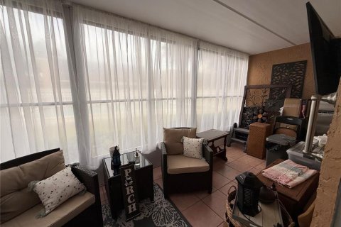 Copropriété à vendre à Tampa, Floride: 2 chambres, 88.26 m2 № 1902120 - photo 16