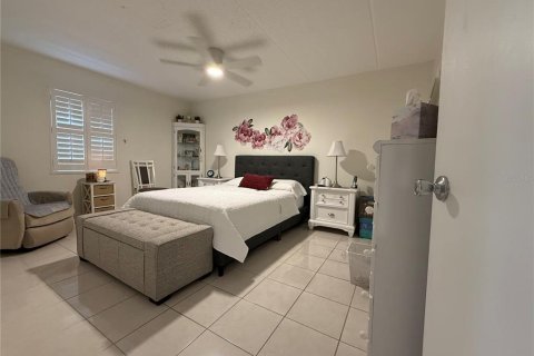 Copropriété à vendre à Tampa, Floride: 2 chambres, 88.26 m2 № 1902120 - photo 8