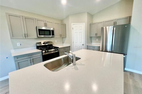 Villa ou maison à louer à Fish Hawk, Floride: 3 chambres, 132.29 m2 № 2108167 - photo 3