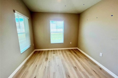Villa ou maison à louer à Fish Hawk, Floride: 3 chambres, 132.29 m2 № 2108167 - photo 6